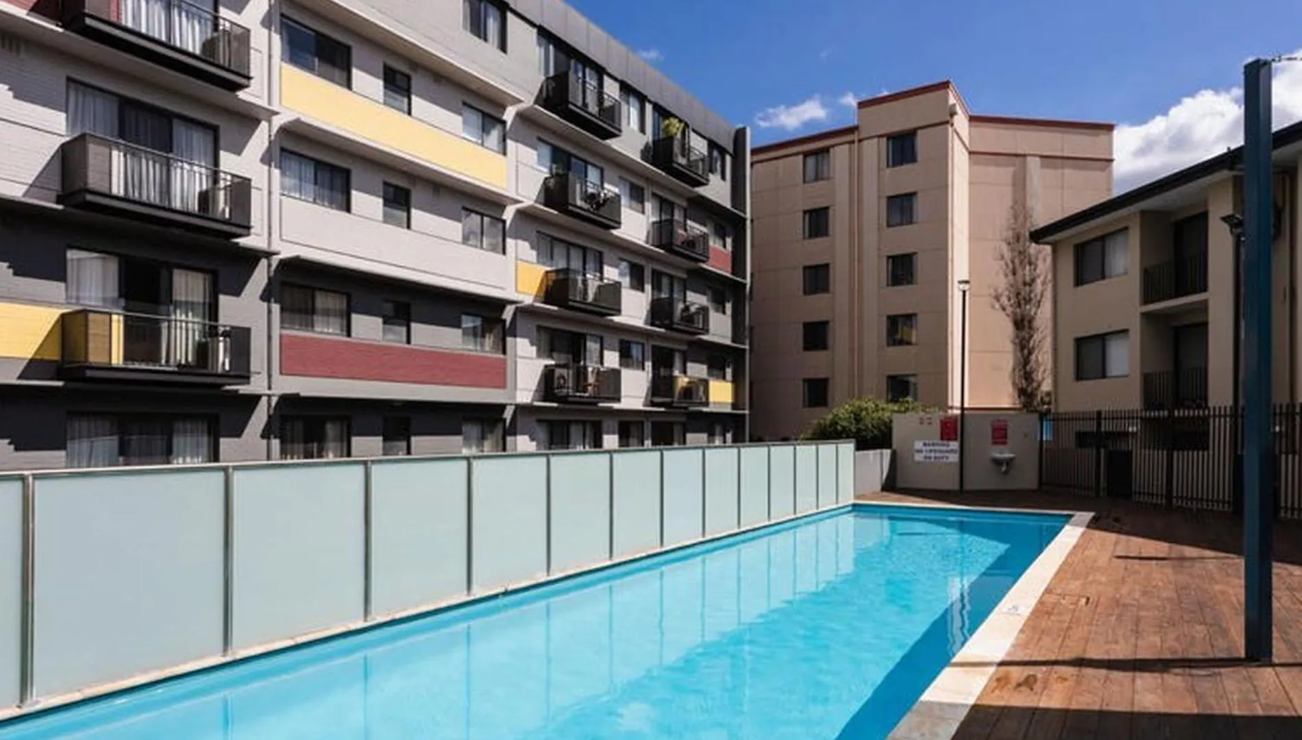 Апартаменты Stunning 3Br Perth Penthouse